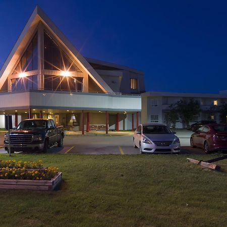 Albatross Hotel Gander Exterior foto